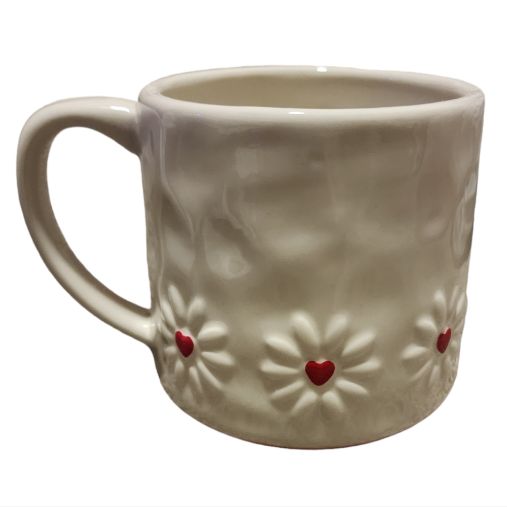 Heart floral daisy mug